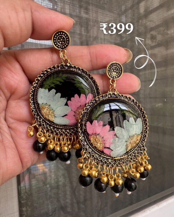 Floral Resin Earrings – Handmade Botanical Jewellery