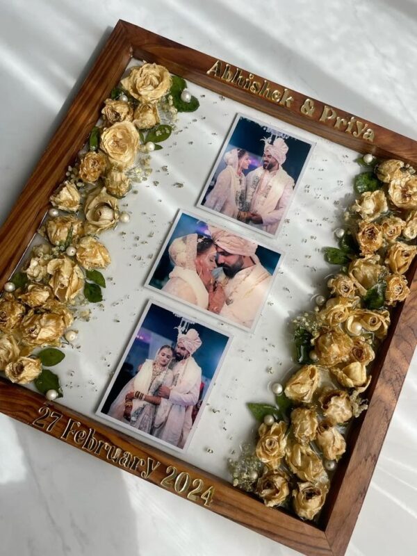 Varmala Preserved Resin Frame – Square Wooden Border Memory Frame