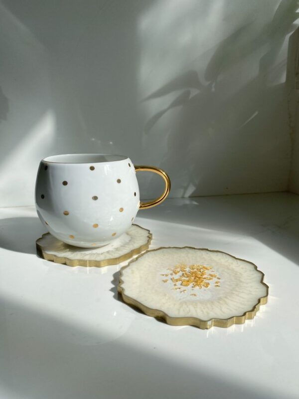 Resin Tea Coaster – Handmade Decorative Coaster (6 Inches)